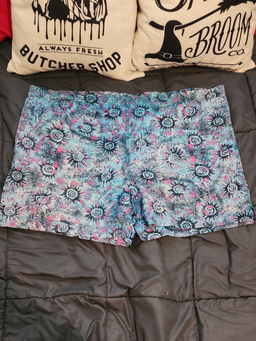 Authentic Givenchy Floral Tie-Dye Mens Shorts Size XL